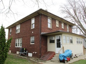 403 E 2nd St in Sterling, IL - Building Photo - Building Photo