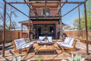 84 Anthony St in Austin, TX - Building Photo