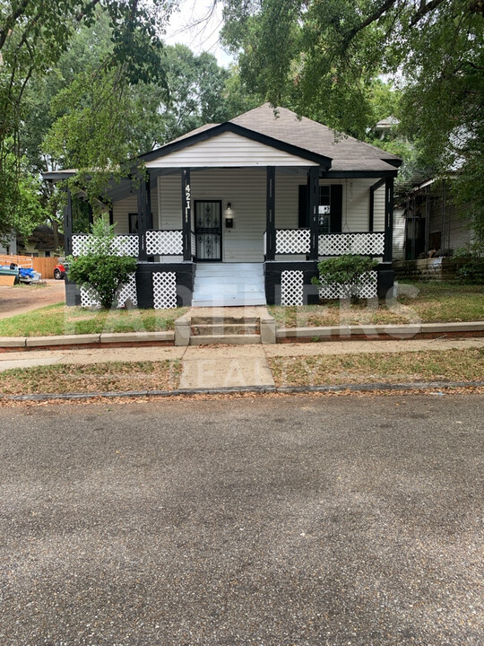 421 Finley Ave in Montgomery, AL - Building Photo