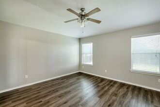 2824 Bluffstone Dr in Round Rock, TX - Building Photo - Building Photo