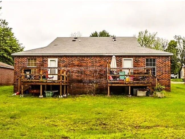 205 W Parks St in Prairie Grove, AR - Building Photo - Building Photo