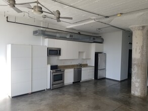 1122 Jackson St, Unit 911 in Dallas, TX - Building Photo - Building Photo