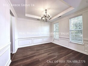 8812 Arbor Grove Ln in Charlotte, NC - Building Photo - Building Photo
