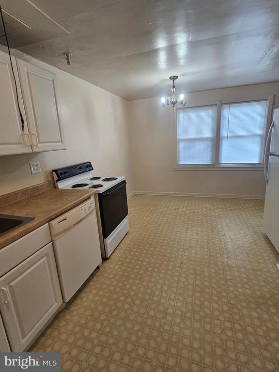 305 Delaware Cir in Newark, DE - Building Photo - Building Photo