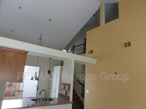 7604 Alexander Hills St in Las Vegas, NV - Building Photo - Building Photo
