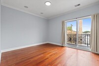 2118 W Rice St, Unit 3 in Chicago, IL - Building Photo - Building Photo