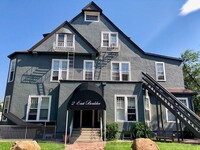 2 E. Boulder in Colorado Springs, CO - Foto de edificio - Building Photo