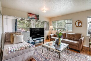 3600 Grand Ave in Oakland, CA - Building Photo