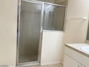2323 NE 26th St in Cape Coral, FL - Building Photo - Building Photo