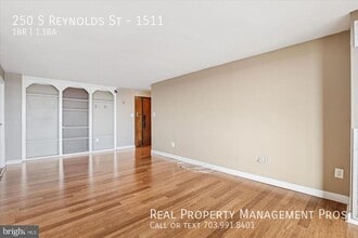 250 S Reynolds St in Alexandria, VA - Building Photo - Building Photo