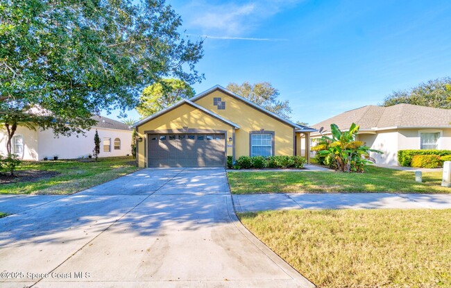 property at 960 Villa Dr