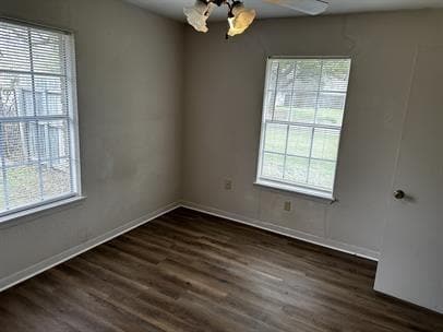 128 Royal Ln in Commerce, TX - Building Photo - Building Photo