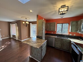 1615 Shady Grove Ct in Charlottesville, VA - Building Photo - Building Photo