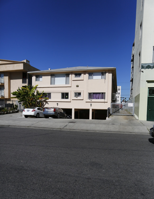 515 S Serrano Ave in Los Angeles, CA - Building Photo - Building Photo