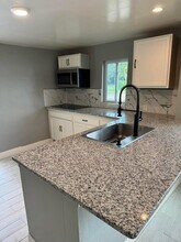 1617 E St in Fort Pierce, FL - Building Photo - Building Photo