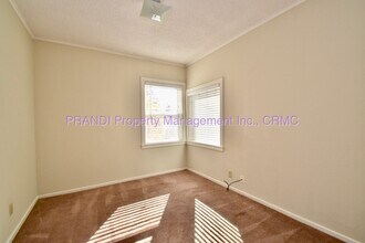 111 Chester Ave, Unit Apt A in Fairfax, CA - Building Photo - Building Photo