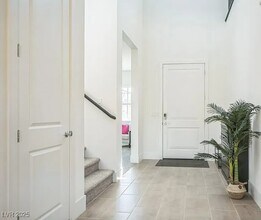 9031 Coastal Oaks St in Las Vegas, NV - Building Photo - Building Photo