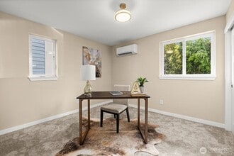 6417 Ellis Ave S in Seattle, WA - Building Photo - Building Photo