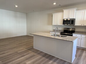 1583 Salem Dr in Conyers, GA - Building Photo - Building Photo