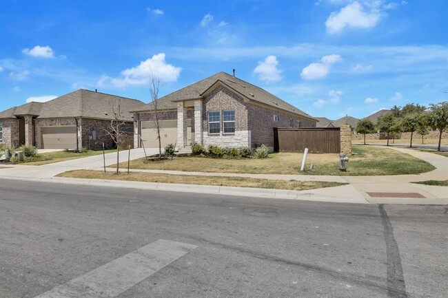 1833 Woolsey Wy in Leander, TX - Foto de edificio - Building Photo