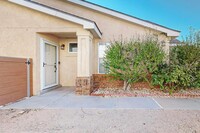 8320 Springcroft Rd NW in Albuquerque, NM - Building Photo - Building Photo