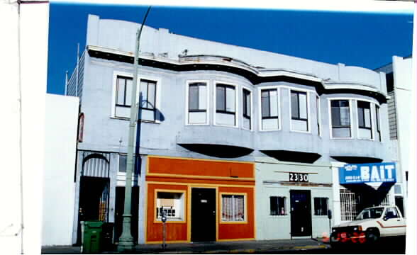 2324-2332 International Blvd in Oakland, CA - Building Photo - Building Photo