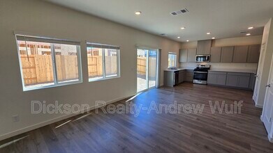 7782 Lone Pr Rd in Reno, NV - Building Photo - Building Photo