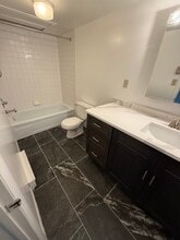 96 Candlewood Dr in South Windsor, CT - Foto de edificio - Building Photo