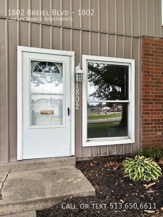 1802 S Breiel Blvd in Middletown, OH - Foto de edificio