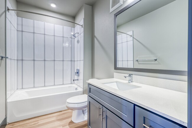 Los Altos in Aurora, CO - Building Photo - Building Photo