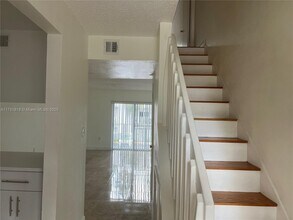 2760 W 76th St in Hialeah, FL - Building Photo - Building Photo