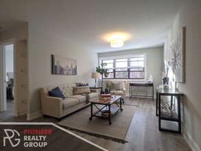 456 W Barry Ave in Chicago, IL - Building Photo - Building Photo