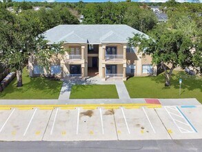206 Majors Ln in Kissimmee, FL - Building Photo - Building Photo