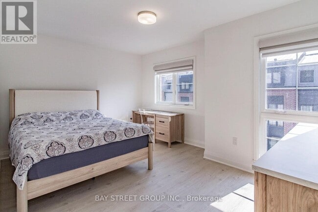 property at 114 Alton Cres
