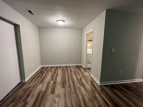 1100 Crescent Dr, Unit 15 in Reidsville, NC - Building Photo - Building Photo