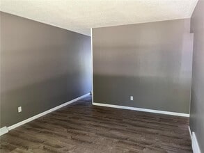 615 Baxter St N in Champlin, MN - Building Photo - Building Photo