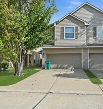 6058 Shelbourne Park Ln in Houston, TX - Foto de edificio - Building Photo