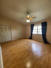 305 NW 109th Ave in Pembroke Pines, FL - Building Photo - Building Photo