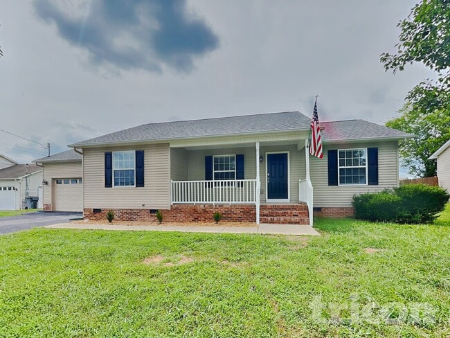 1621 Robert Rd in Columbia, TN - Building Photo - Building Photo