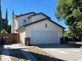 3569 Shogoro Ln in Stockton, CA - Building Photo