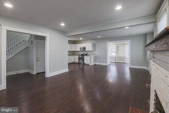 8 Irving Pl in Pikesville, MD - Building Photo - Building Photo