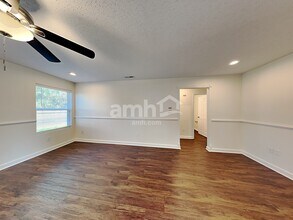 12483 Old Pond Rd in Noblesville, IN - Building Photo - Building Photo