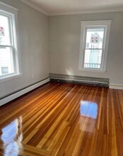 44 Temple St, Unit 1 in Somerville, MA - Building Photo - Building Photo
