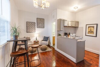 424 Liberty Hl in Cincinnati, OH - Building Photo - Building Photo