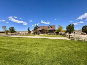 2185 Quail Valley Ln in Minden, NV - Building Photo - Building Photo