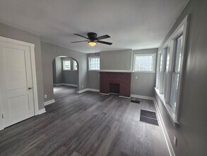 3024 Vancroft St in Pittsburgh, PA - Building Photo - Building Photo