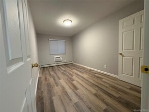 43-71 161st St in Queens, NY - Building Photo - Building Photo