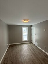 276 E Chicago Blvd in Britton, MI - Building Photo - Building Photo