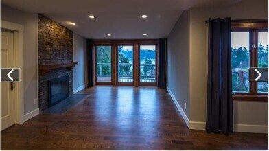 12346 Sand Point Way NE in Seattle, WA - Building Photo - Building Photo
