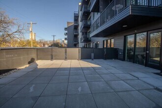 Osborne Terraces in Winnipeg, MB - Building Photo - Building Photo